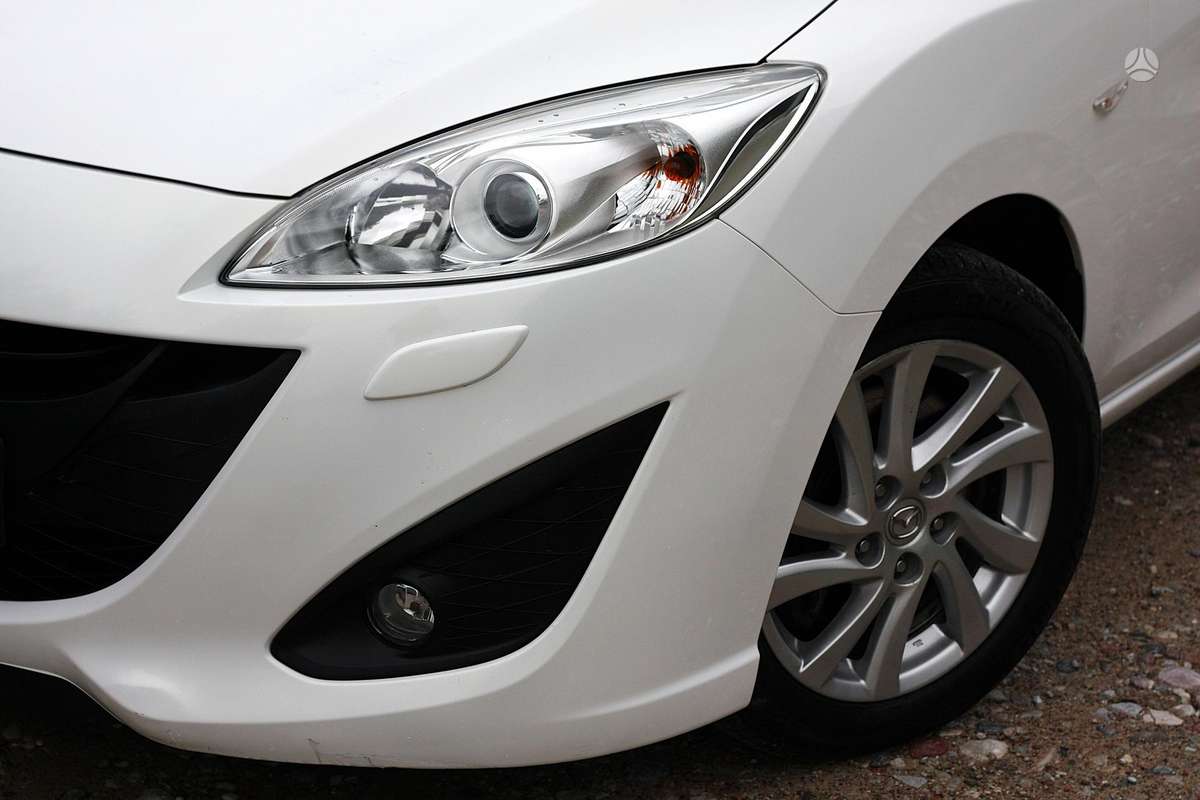 Mazda 5 - 3