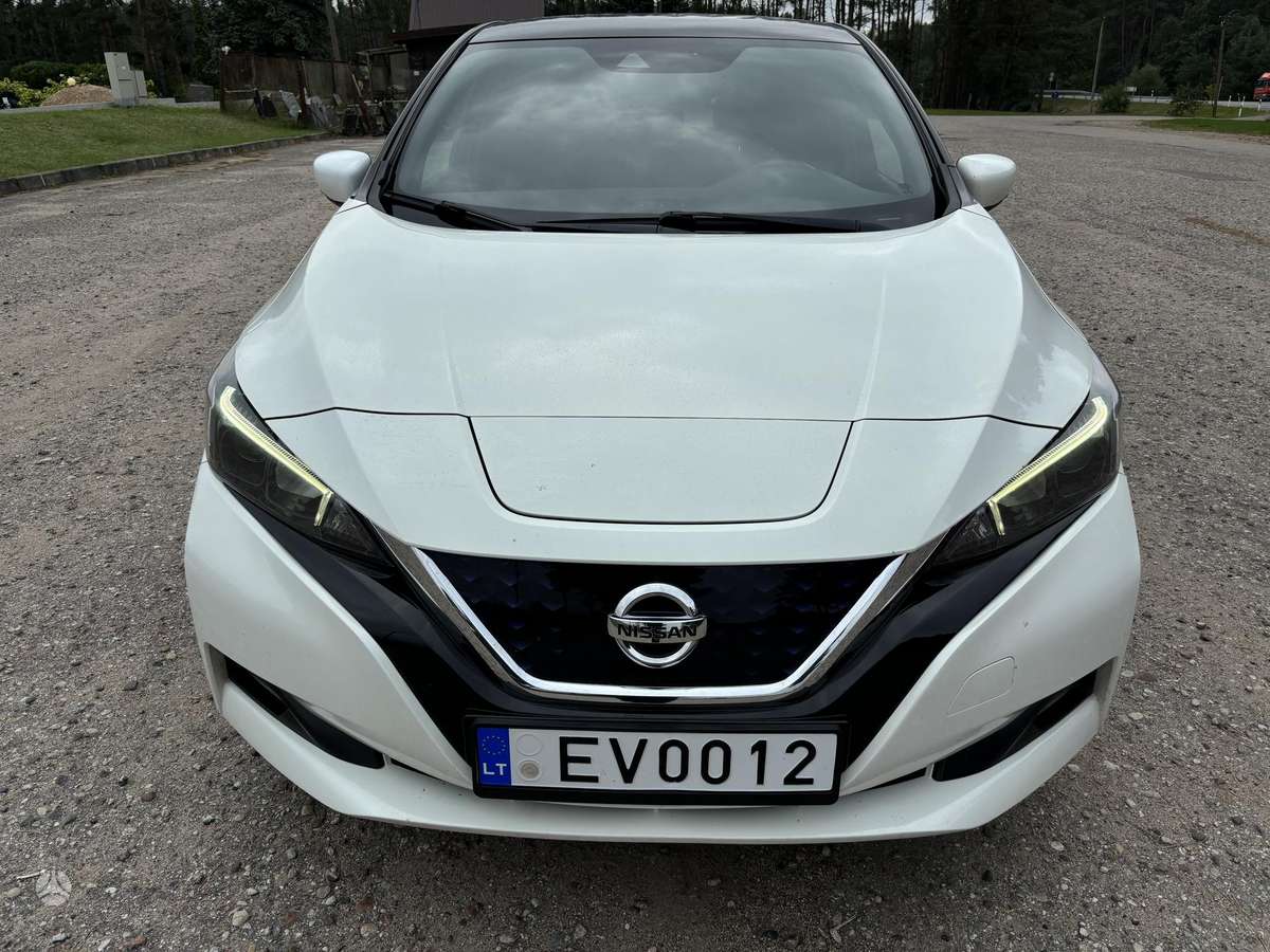 Nissan Leaf - 4
