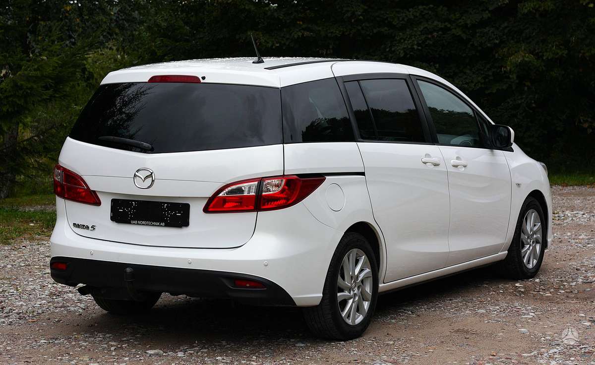 Mazda 5 - 6