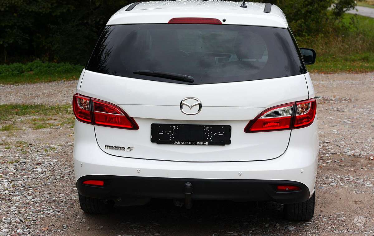 Mazda 5 - 9