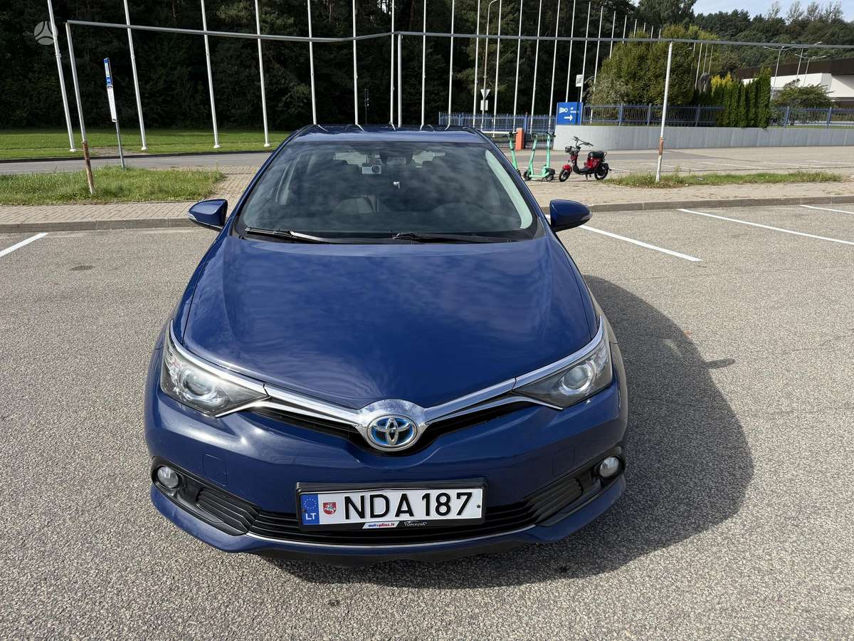 Toyota Auris - 4