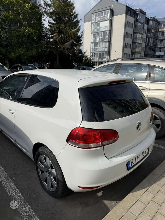 Volkswagen Golf - 3