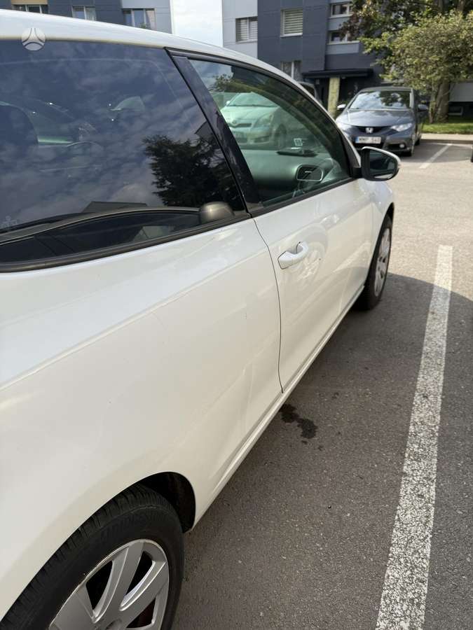 Volkswagen Golf - 4