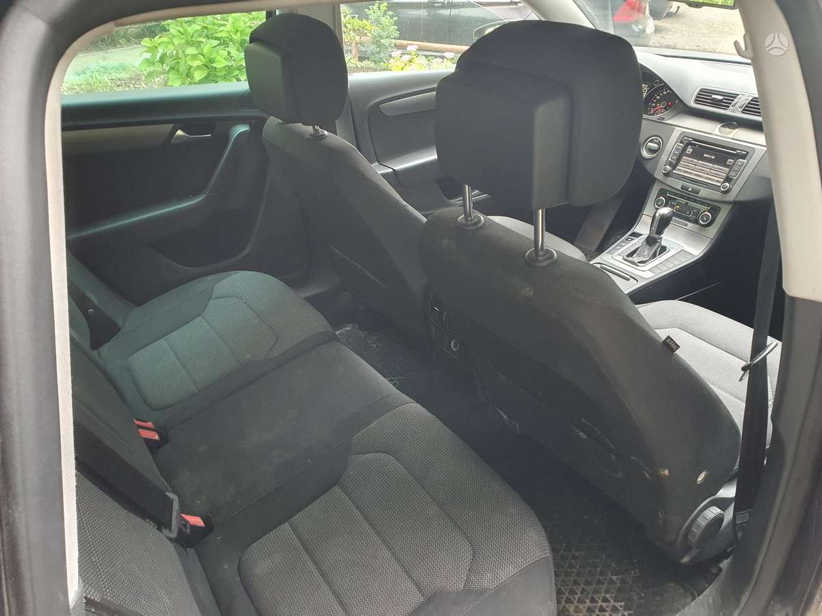 Volkswagen Passat - 7