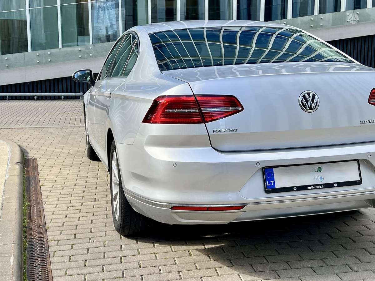 Volkswagen Passat - 7
