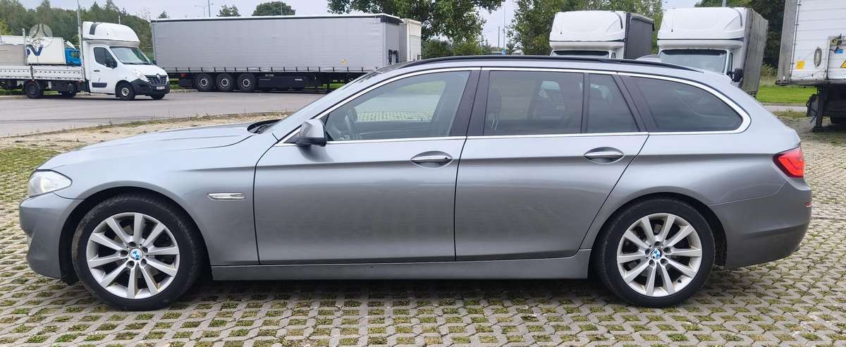 BMW 520, 2.0 l., wagon