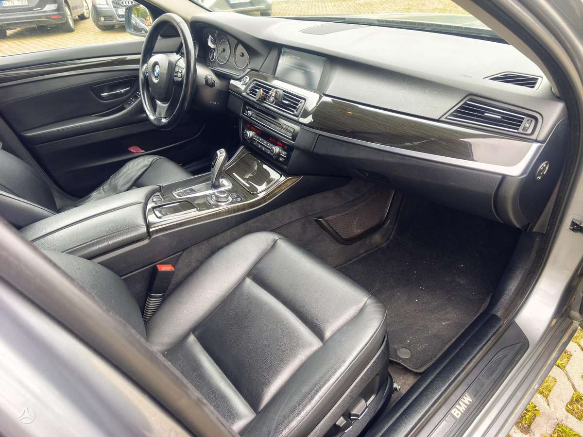 BMW 520, 2.0 l., wagon