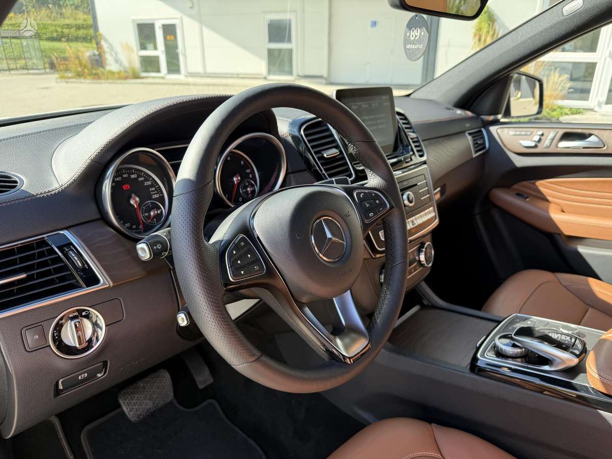 Mercedes-Benz GLE Coupe 350 - 8