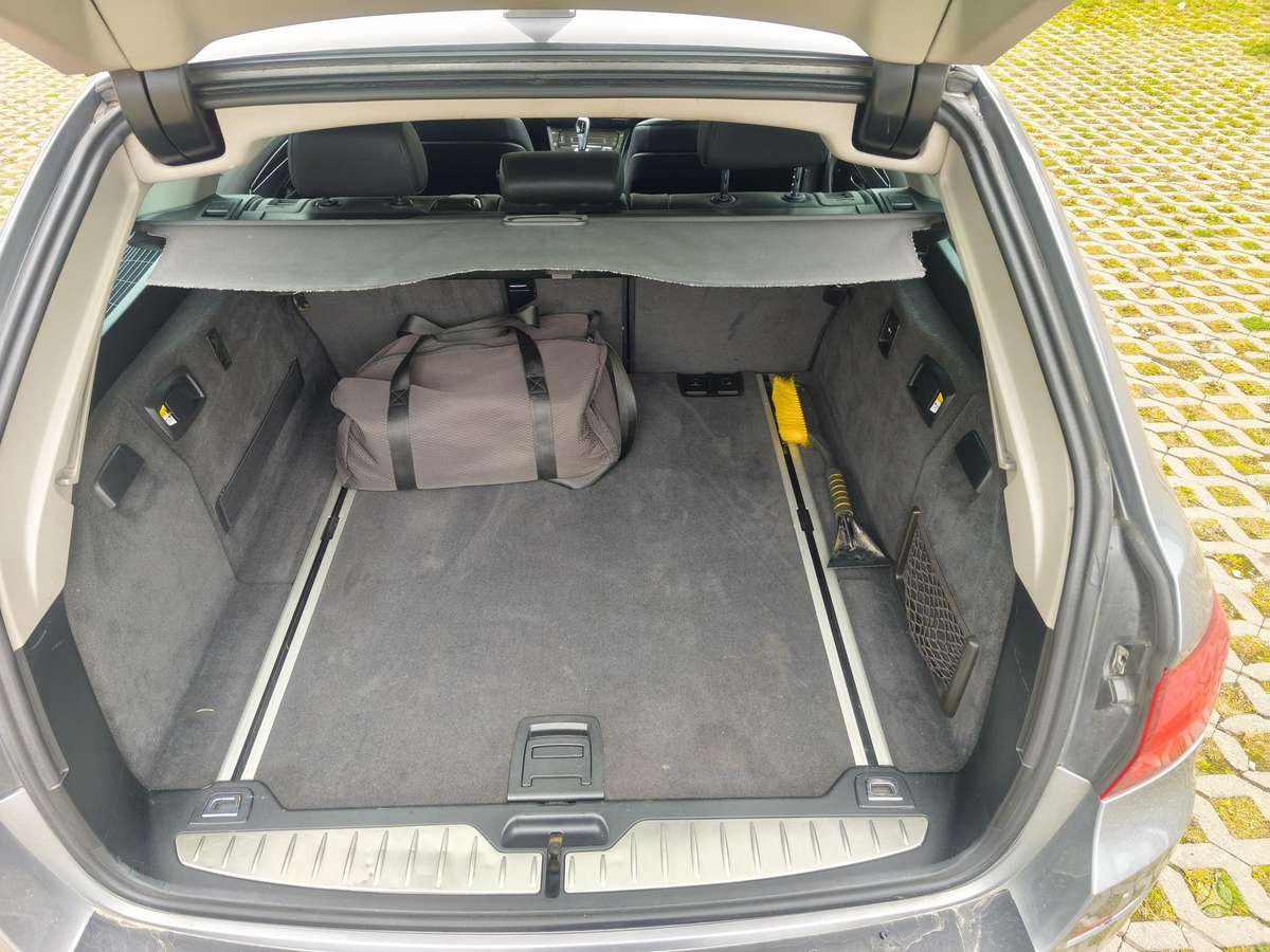 BMW 520, 2.0 l., wagon