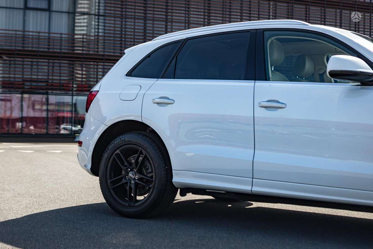 Audi Q5 - 10