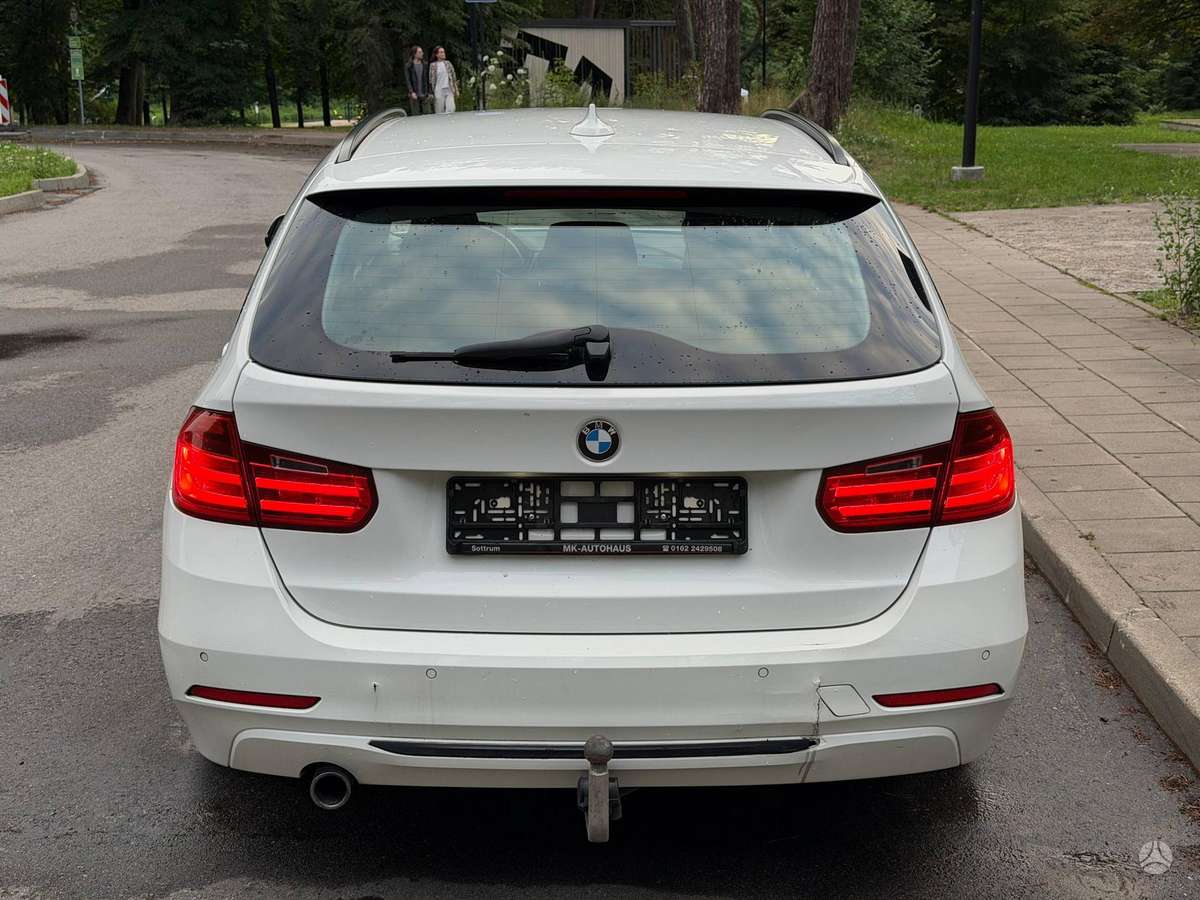 BMW 320 - 6