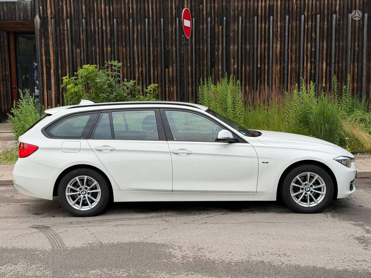 BMW 320 - 12