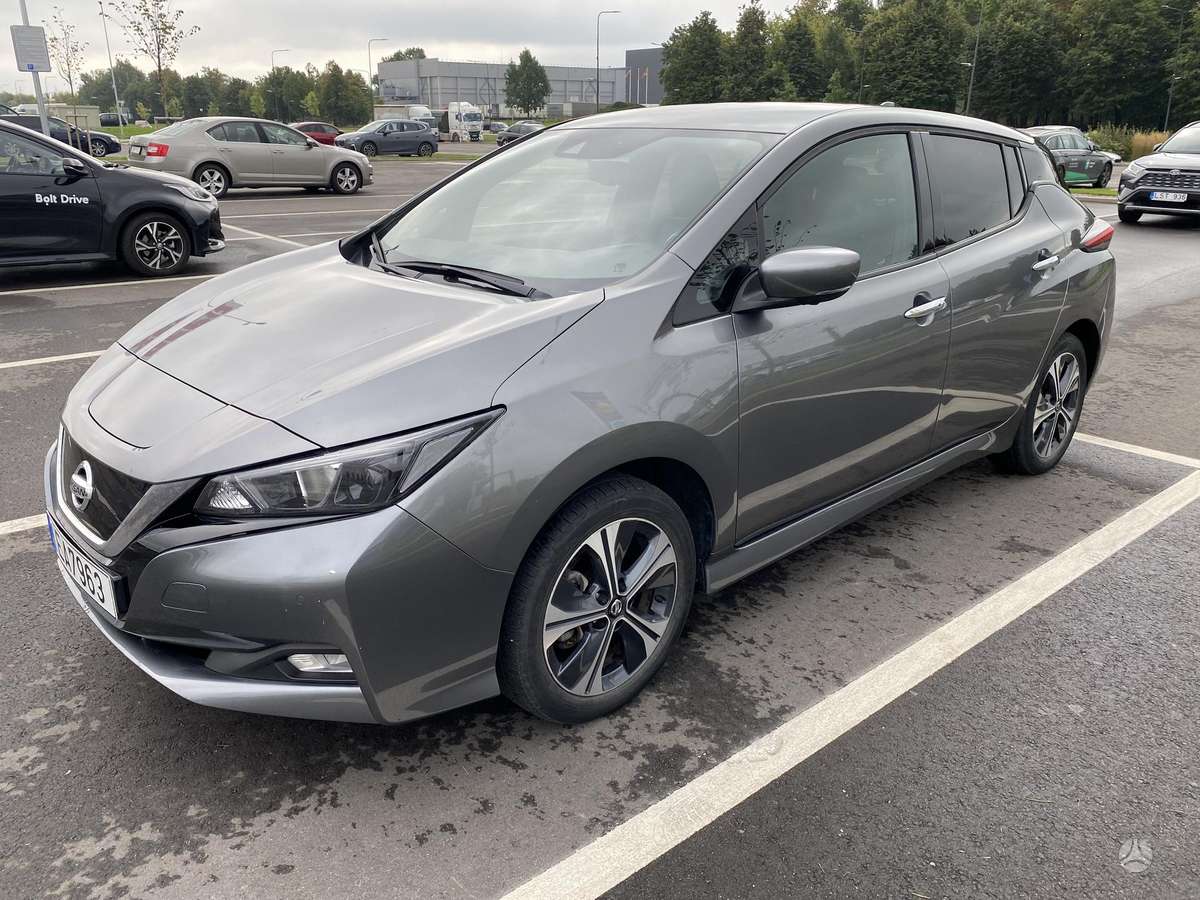 Nissan Leaf - 9