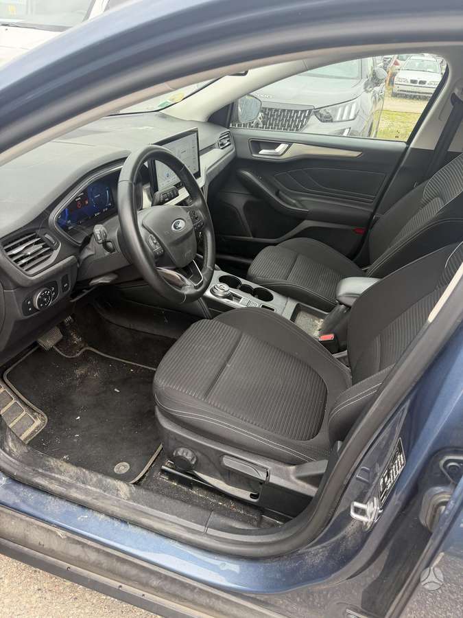 Ford Focus - 10