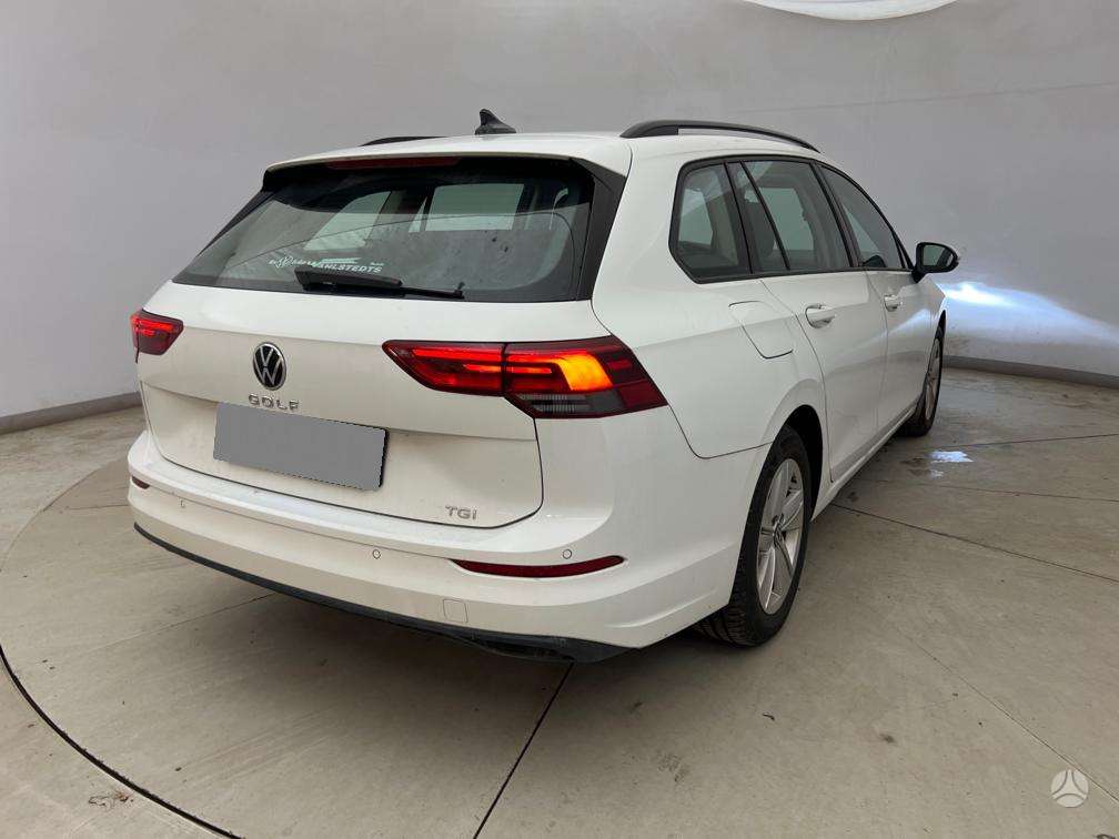 Volkswagen Golf - 5
