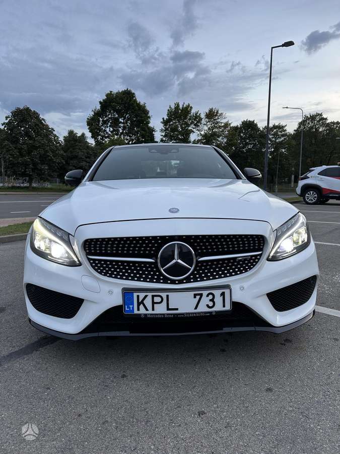 Mercedes-Benz C43 AMG - 5