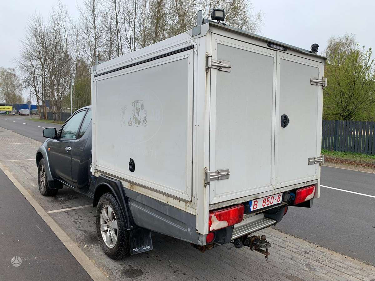 Mitsubishi L200 - 6