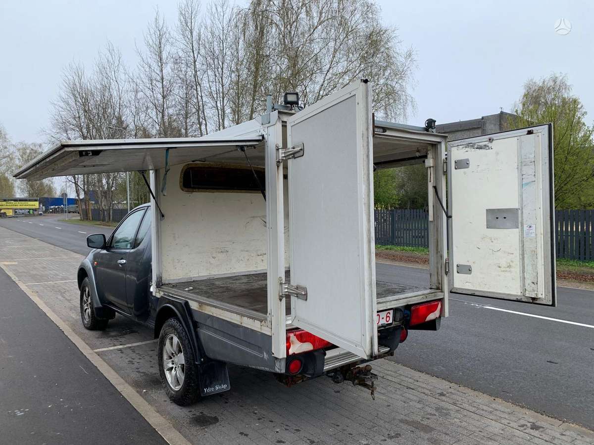 Mitsubishi L200 - 9