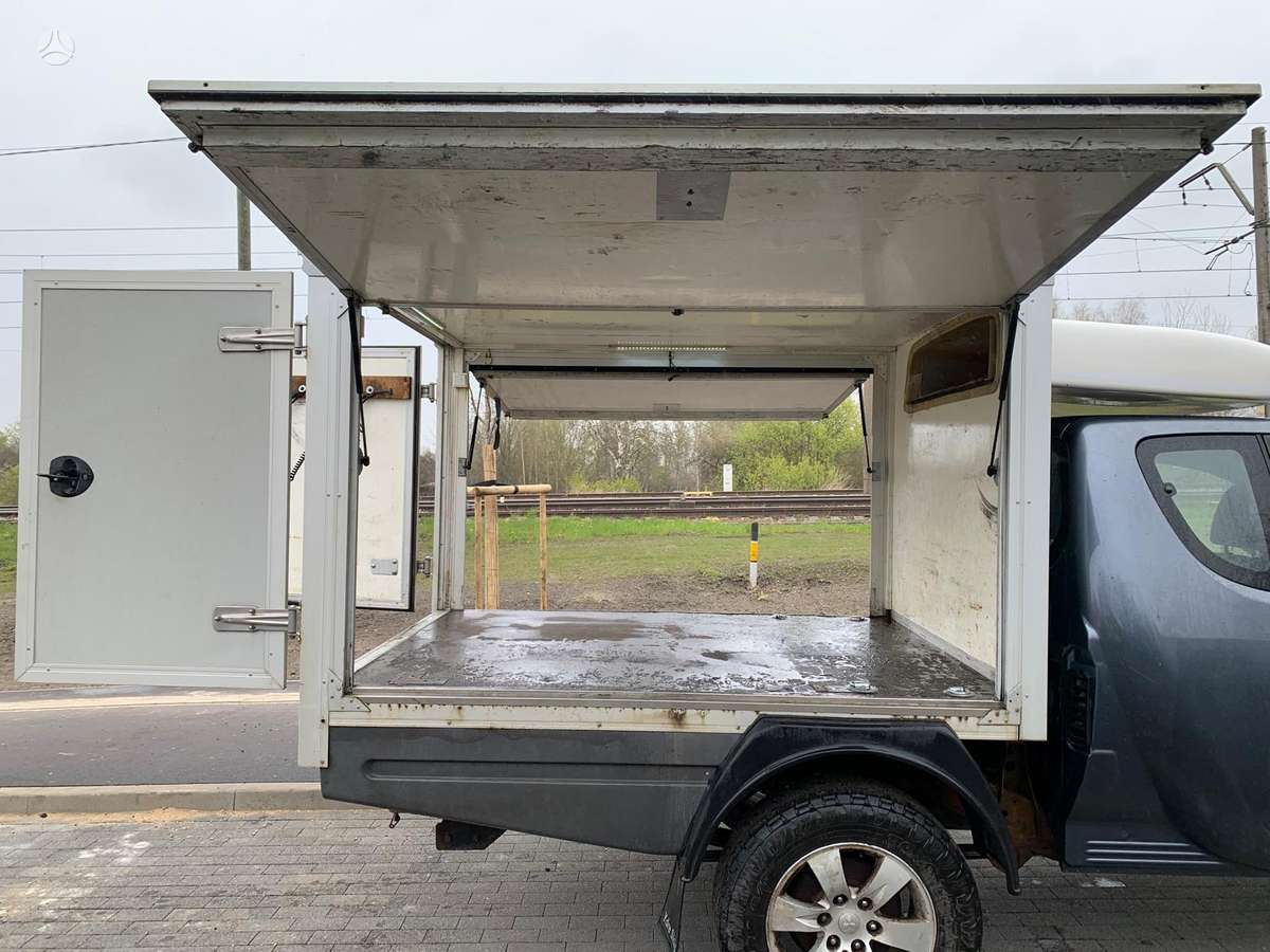 Mitsubishi L200 - 11
