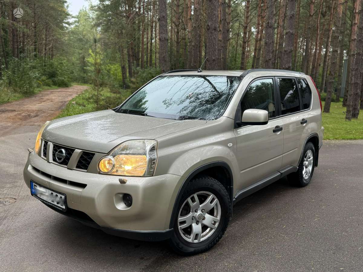 Nissan X-Trail - 1