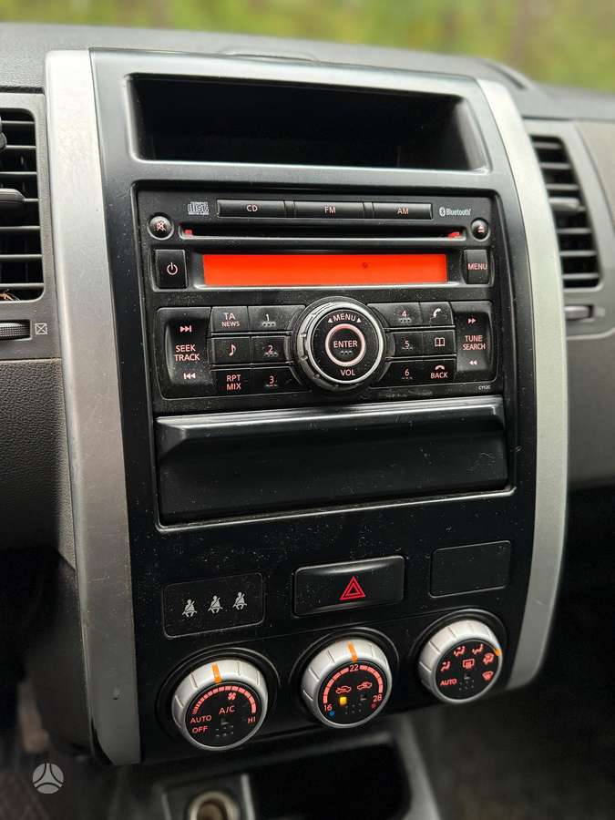 Nissan X-Trail - 11