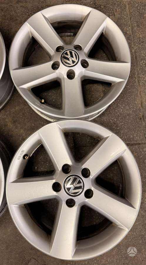 Volkswagen, lengvojo lydinio, R16