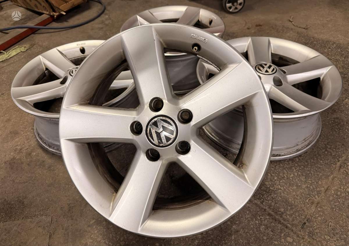 Volkswagen, light alloy, R16