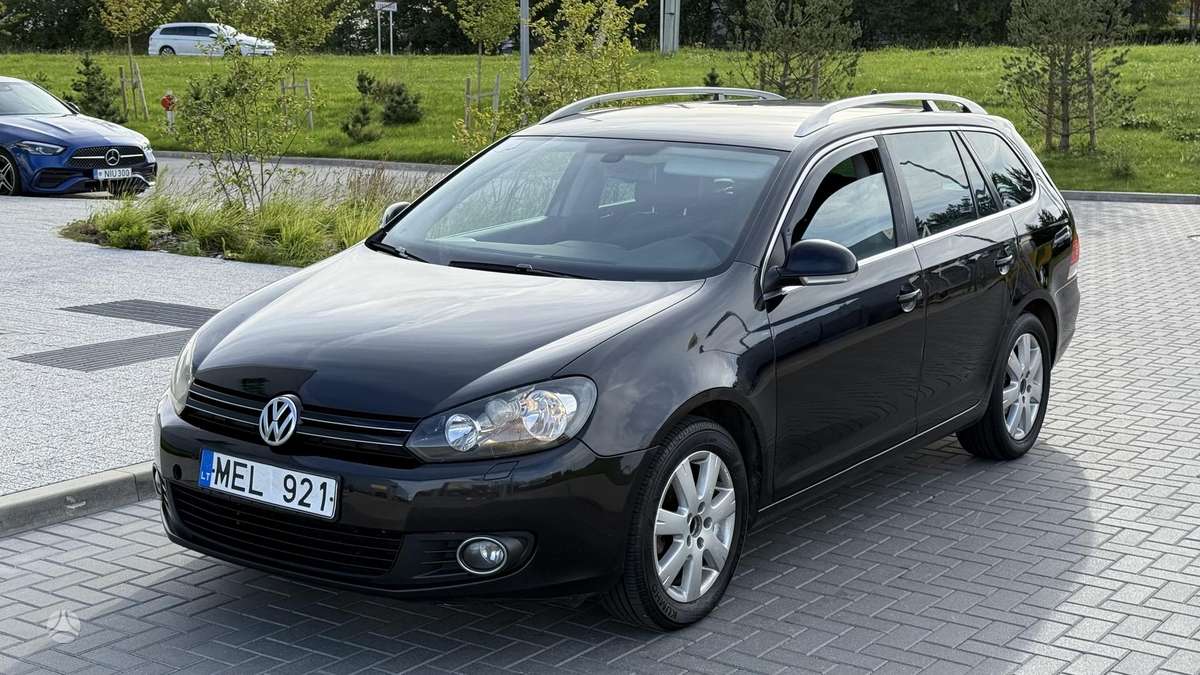 Volkswagen Golf - 6