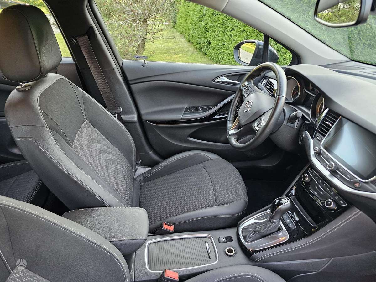 Opel Astra - 2