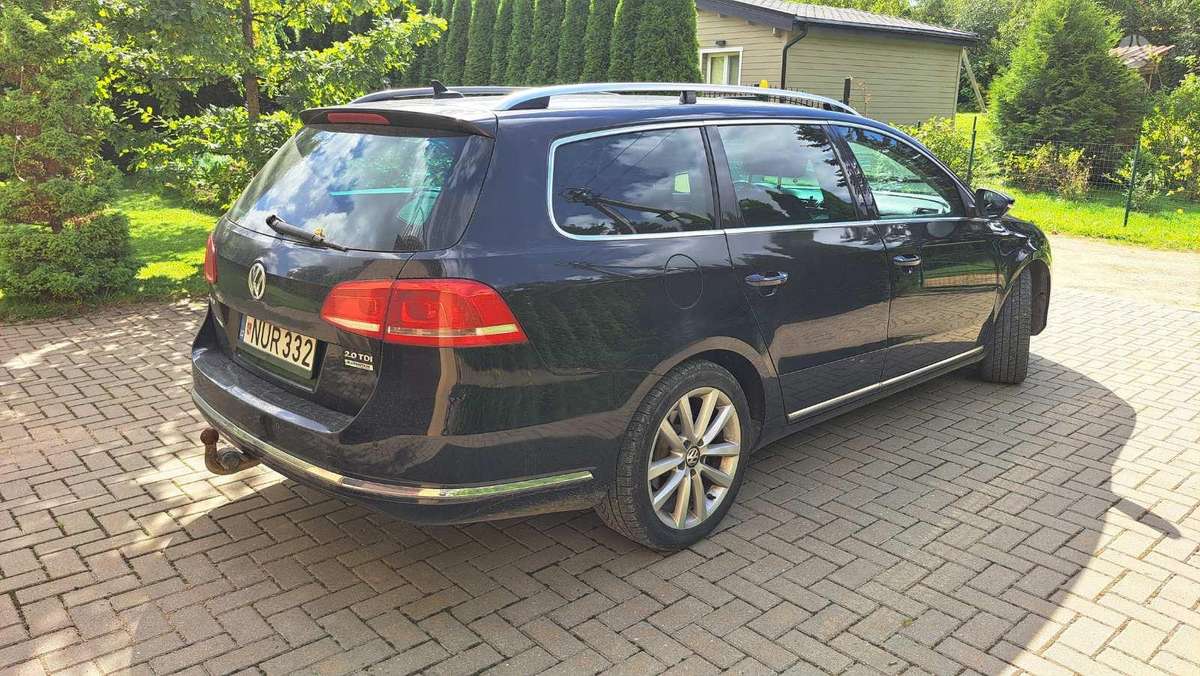 Volkswagen Passat - 5
