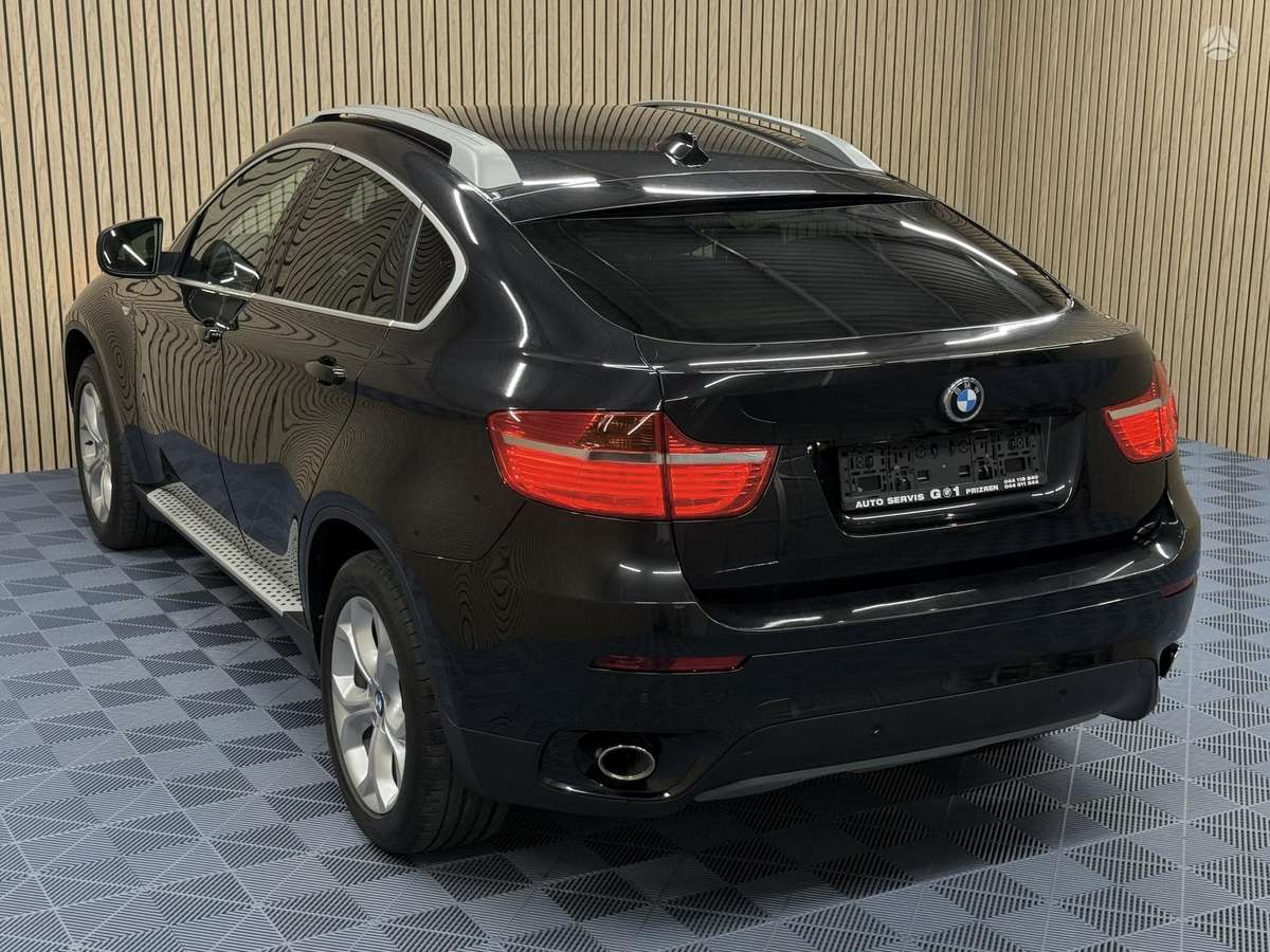 BMW X6 - 11
