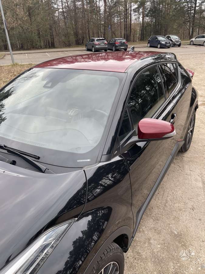 Toyota C-HR - 8