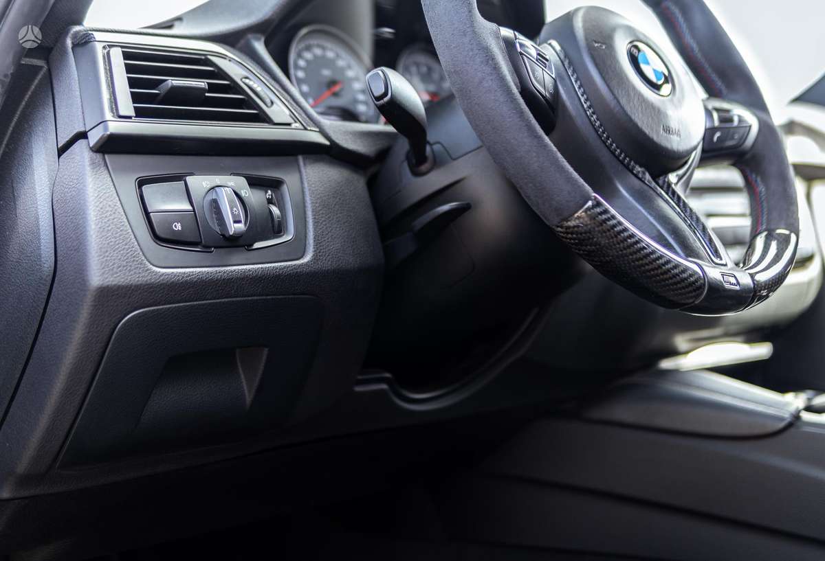 BMW M3, 3.0 l., Седан