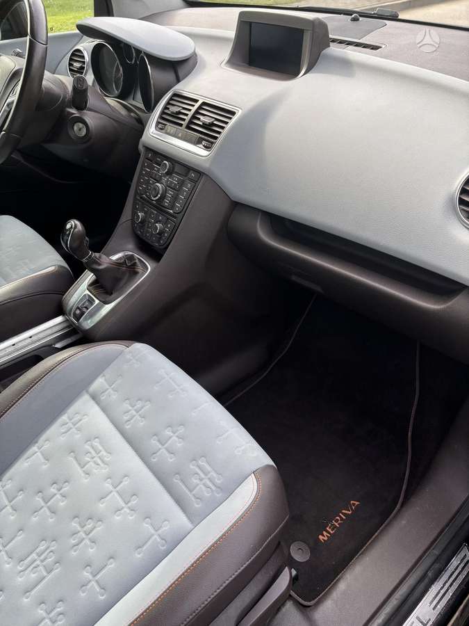 Opel Meriva - 8