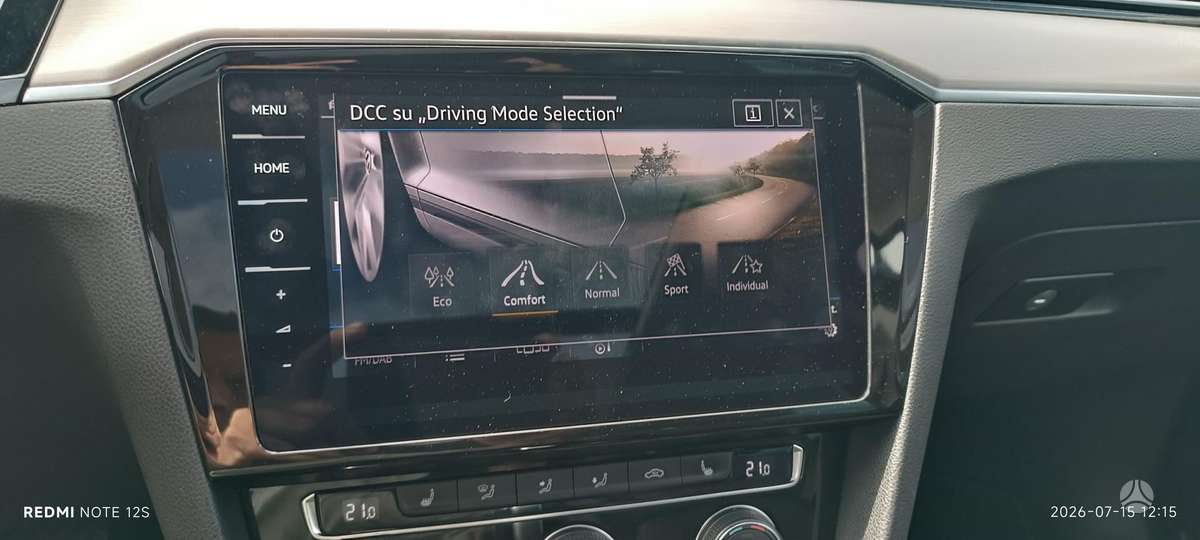 Volkswagen Passat - 12