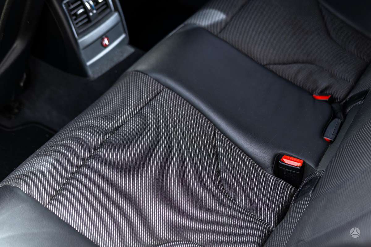 BMW M3, 3.0 l., Седан