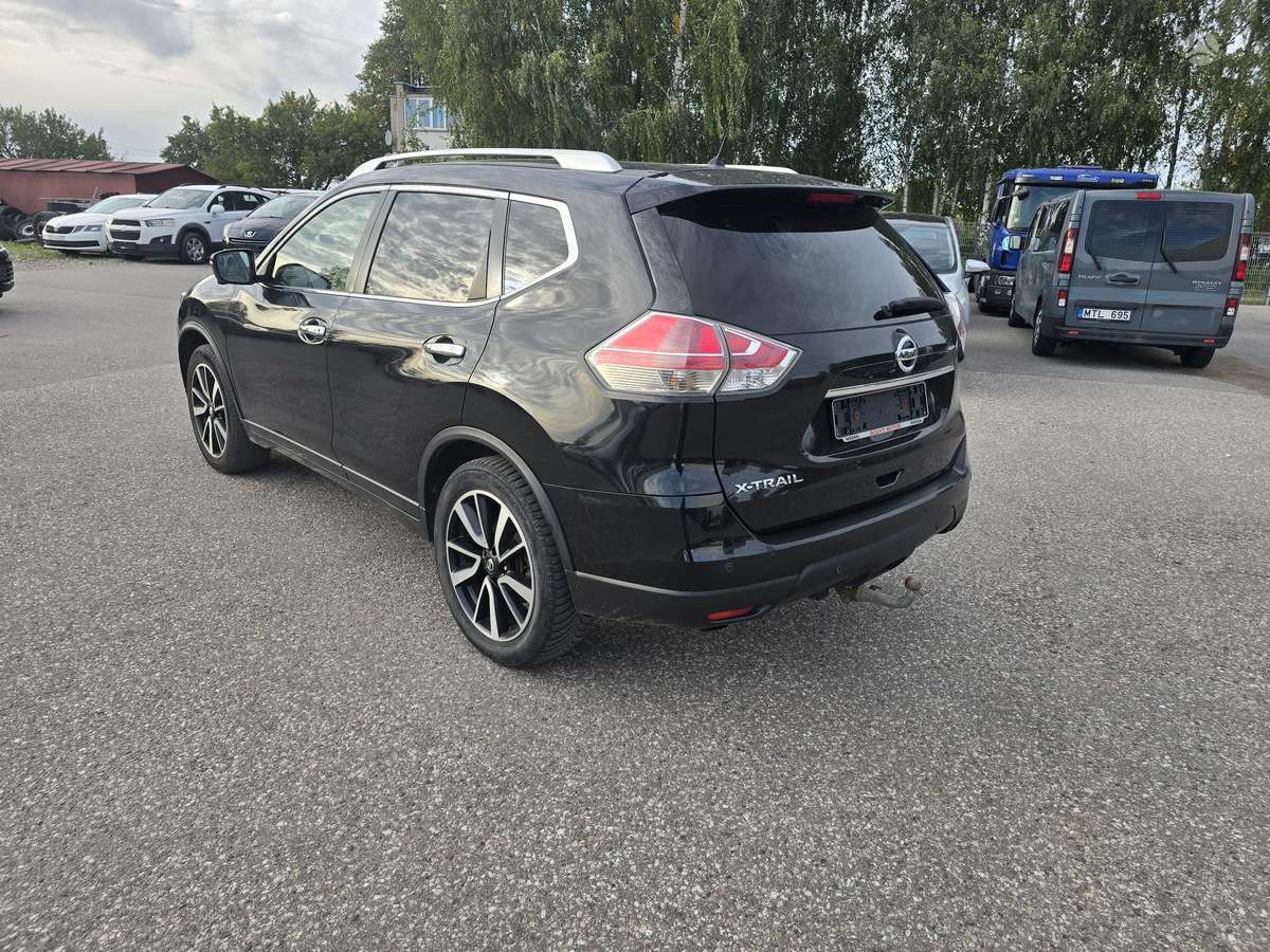 Nissan X-Trail - 1
