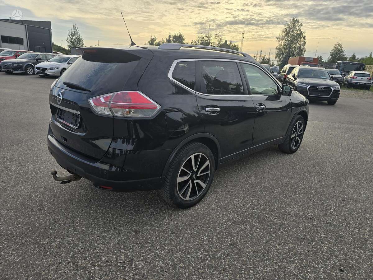 Nissan X-Trail - 4