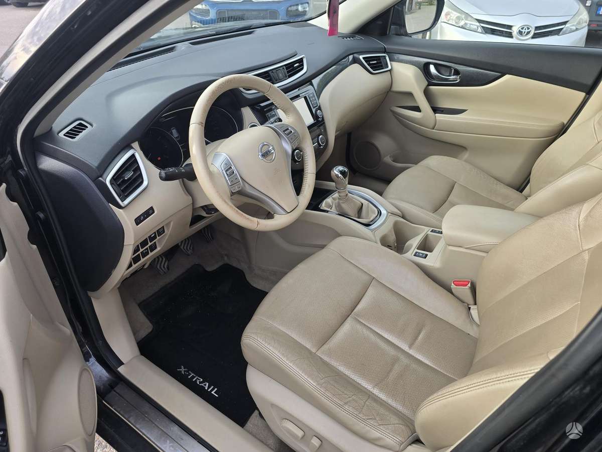 Nissan X-Trail - 10