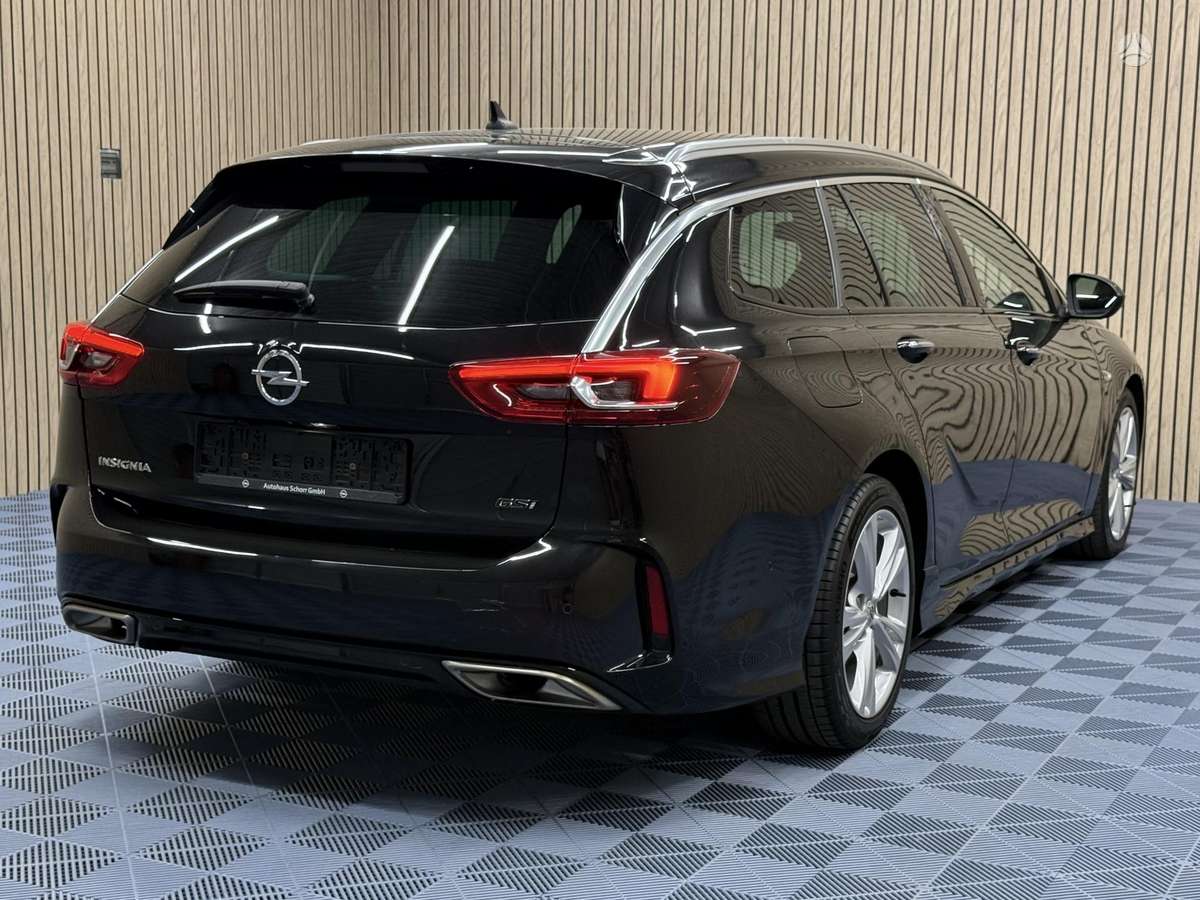 Opel Insignia - 8