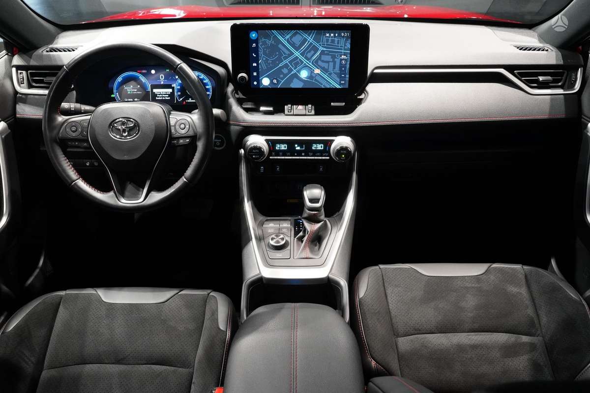 Toyota RAV4 - 8