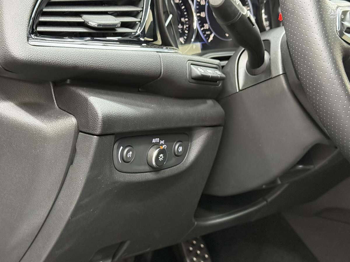 Opel Insignia, 2.0 l., Универсал