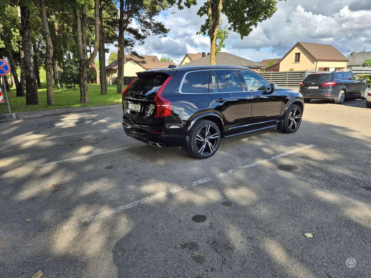 Volvo XC90 - 5
