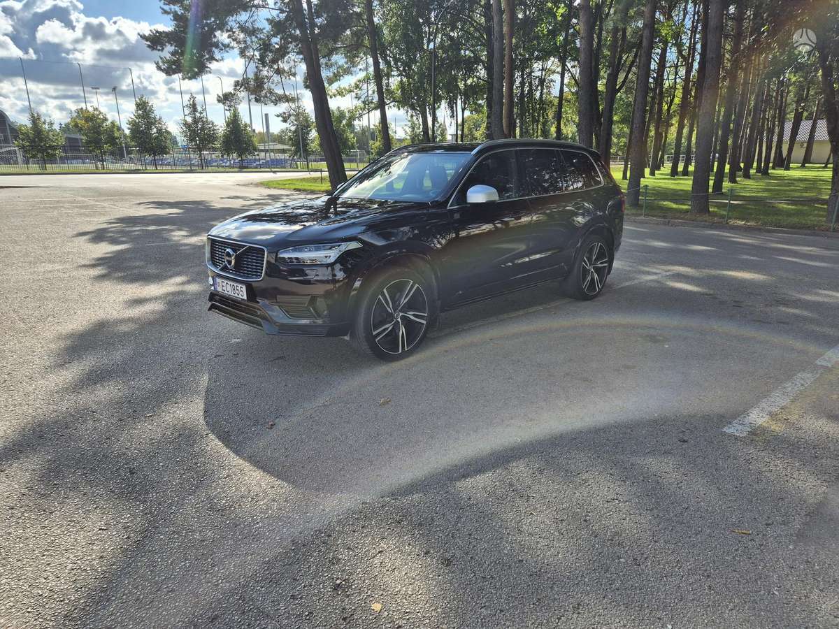 Volvo XC90 - 8