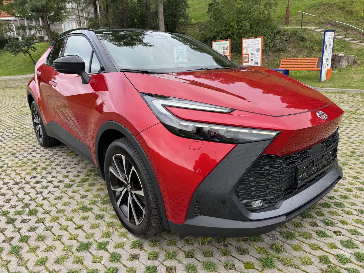 Toyota C-HR - 4
