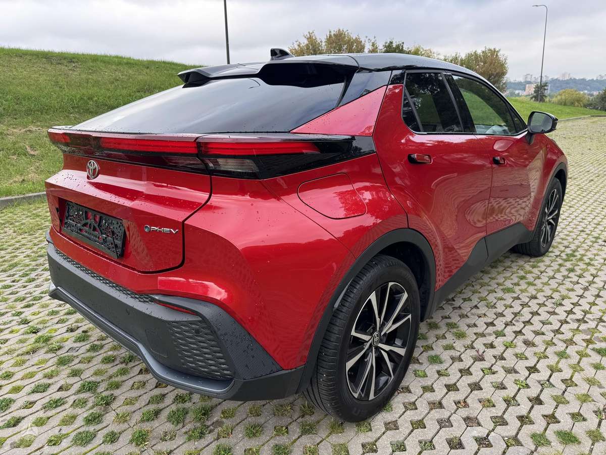 Toyota C-HR - 6