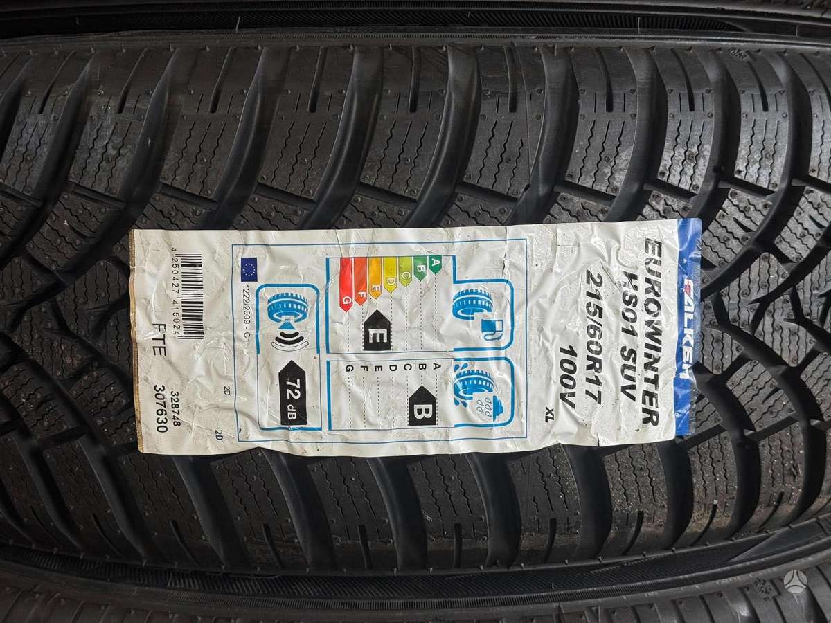 Falken EUROWINTER HS01 SUV XL, winter 215/60 R17