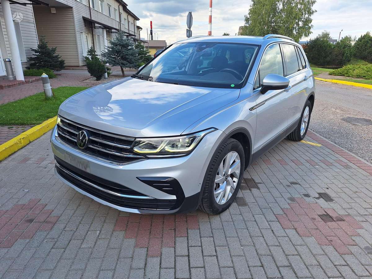 Volkswagen Tiguan - 2