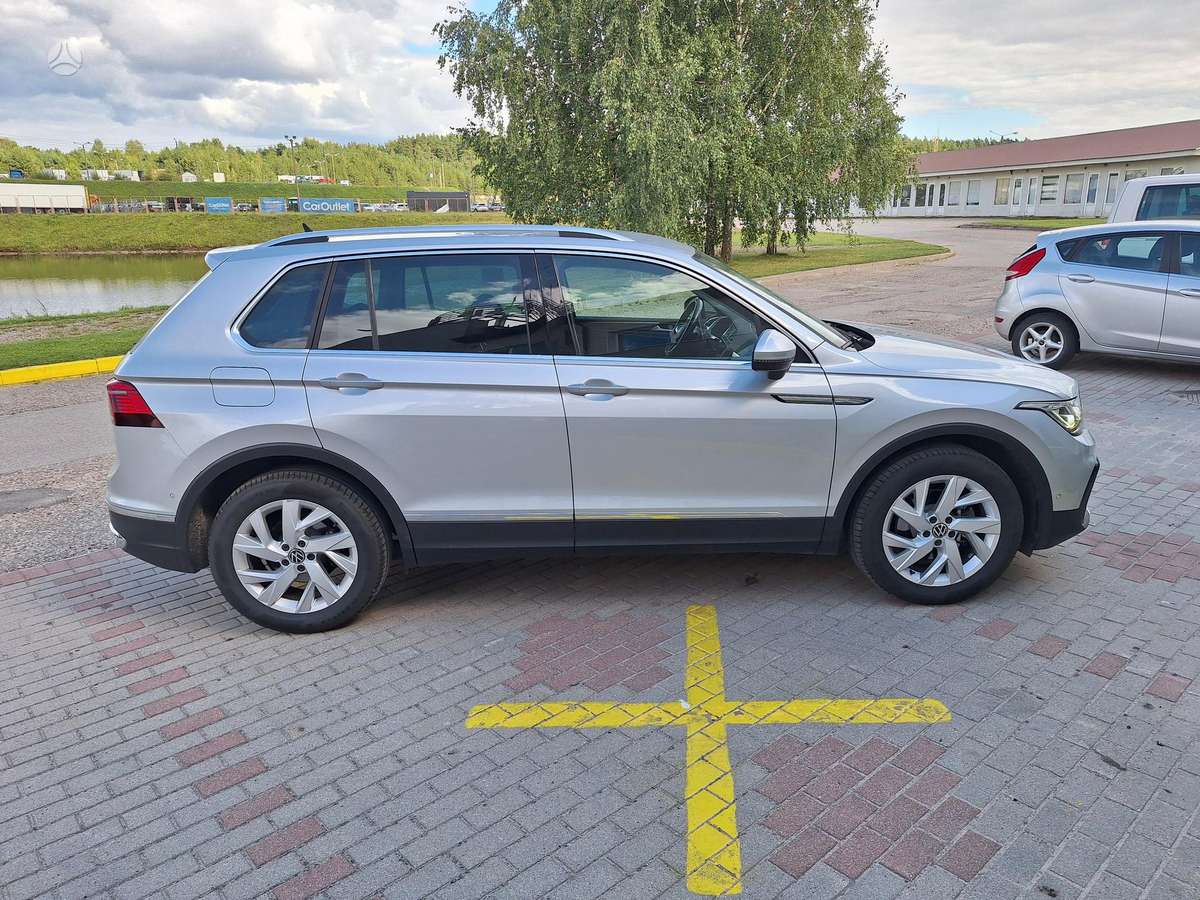 Volkswagen Tiguan - 5