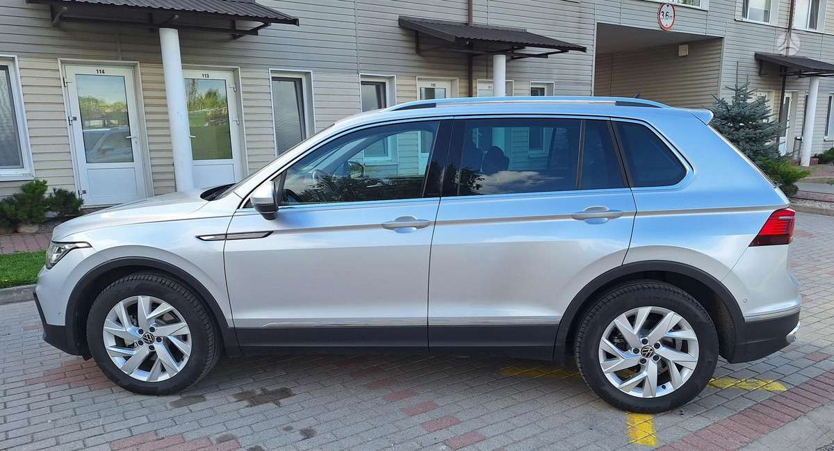 Volkswagen Tiguan - 6